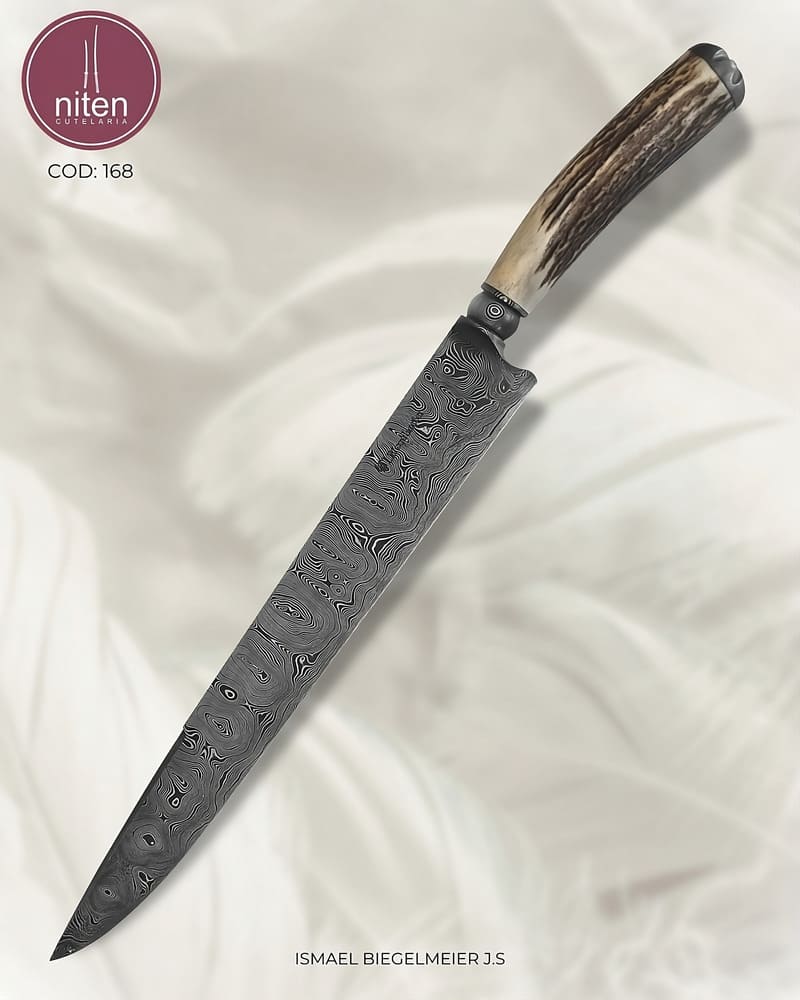 Faca Gaúcha Artesanal Aço Damasco Cabo Chifre de Cervo 39,5 cm — Ismael Biegelmeier