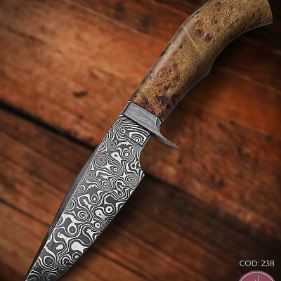 Faca Hunter Artesanal Aço Damasco Cabo Madeira Estabilizada 26 cm — Andres Viario