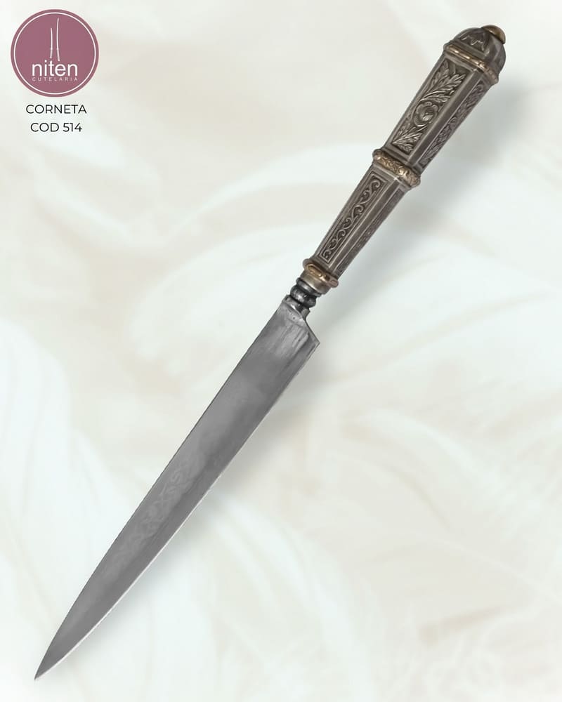 Faca Gaúcha Artesanal Aço Inox Cabo Prata e Ouro 22 cm — Corneta