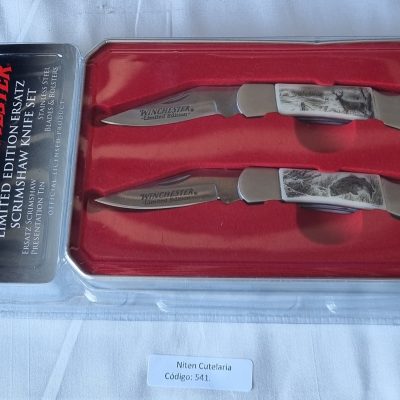 Kit Winchester 2 Canivetes Ersatz Scrimshaw com Lata de Apresentação