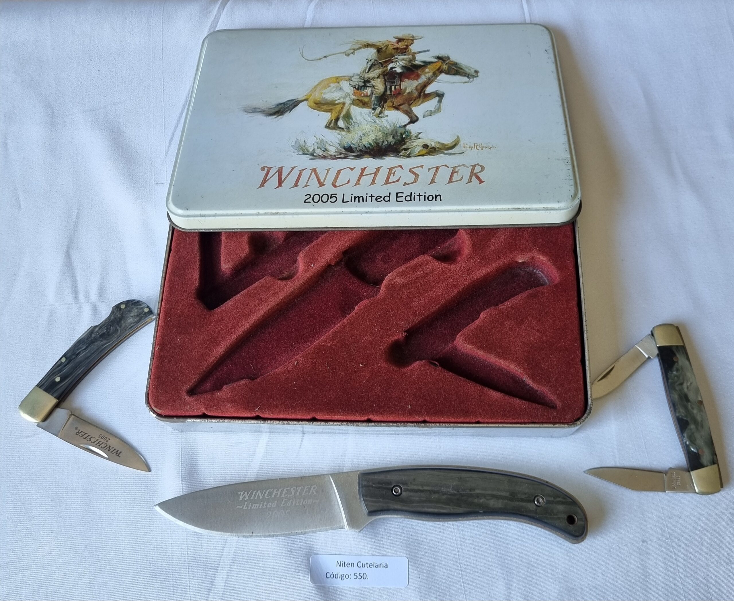 Kit Winchester Faca Fixa e 2 Canivetes com Lata Litografada — Edição Limitada 2005